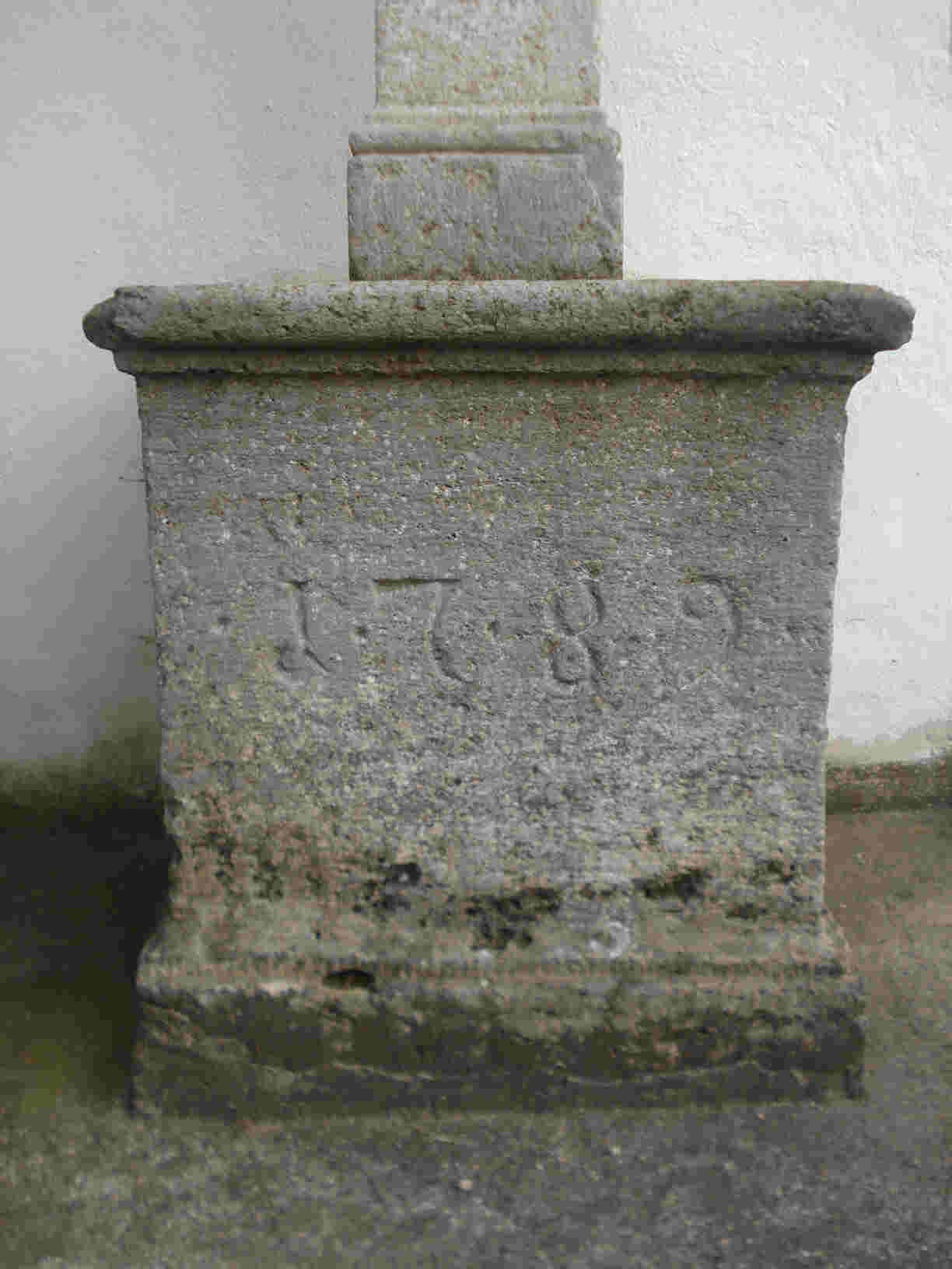 Darstadt Bildstocksockel